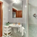 Venetian Style 4